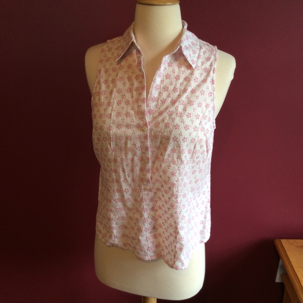 Eyelet white and pink sleeveless button down top